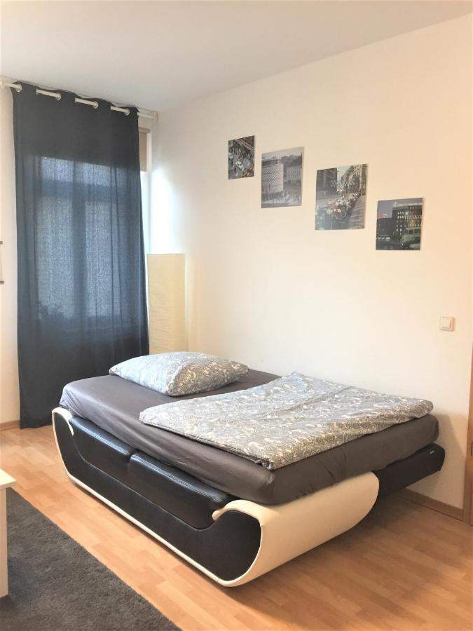 Ferienwohnung Leutzsch Am Leipziger Auenwald Exteriör bild