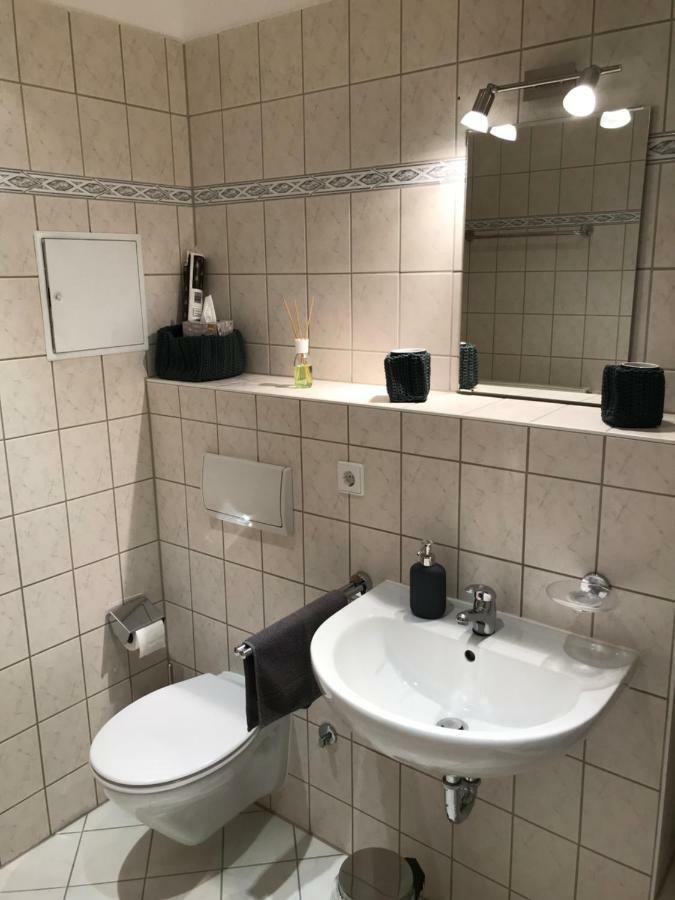 Ferienwohnung Leutzsch Am Leipziger Auenwald Exteriör bild