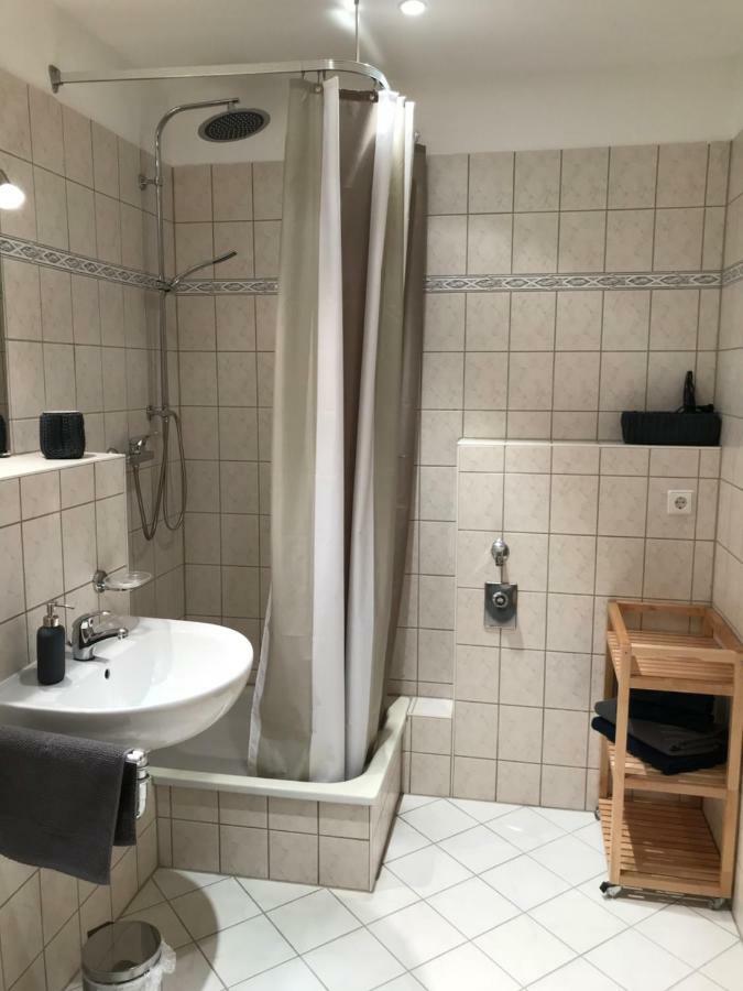 Ferienwohnung Leutzsch Am Leipziger Auenwald Exteriör bild
