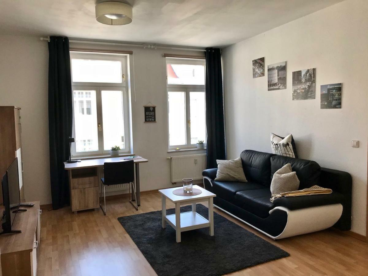 Ferienwohnung Leutzsch Am Leipziger Auenwald Exteriör bild